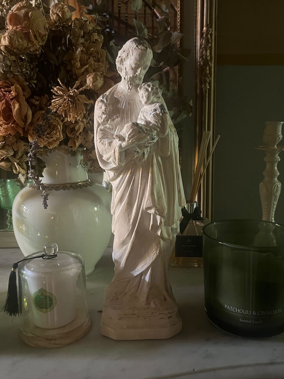 fa571 French vintage plaster saint with child