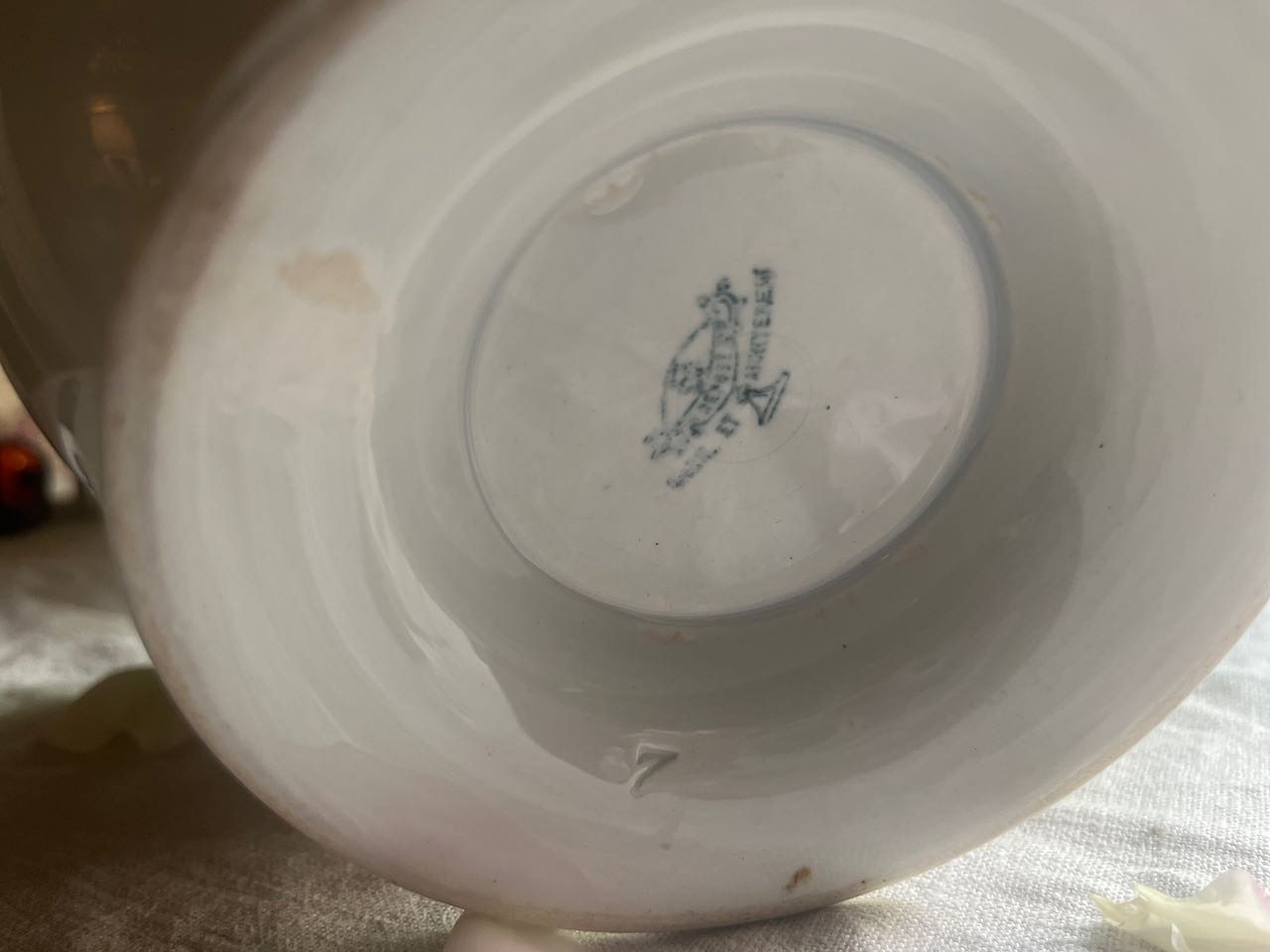 fa574 Small-med white French antique Porcelaine soup tureen