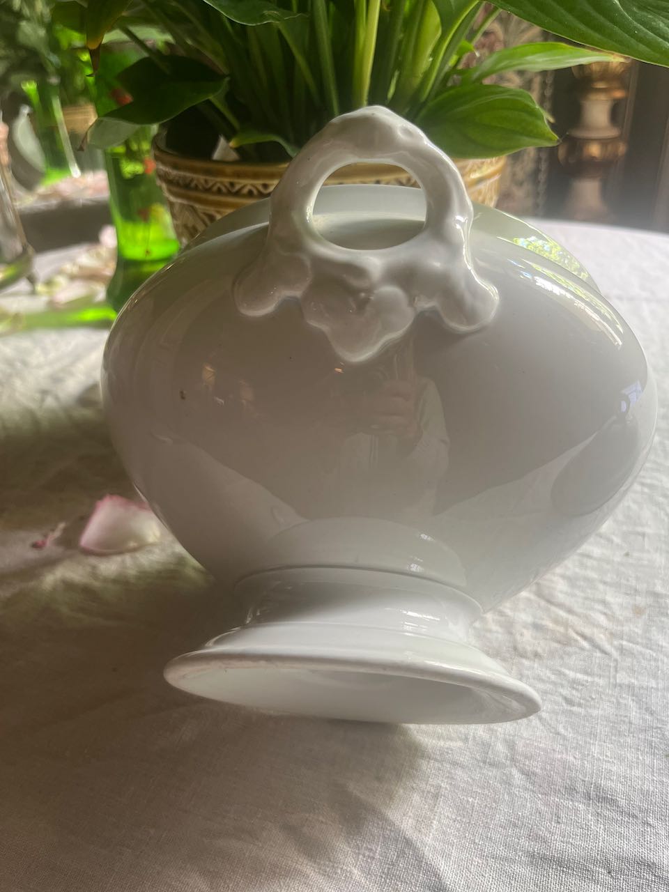 fa574 Small-med white French antique Porcelaine soup tureen