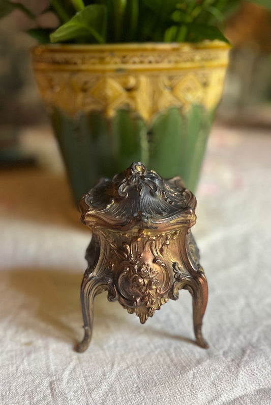 fa586 French antique metal padded jewellery box, 19th century