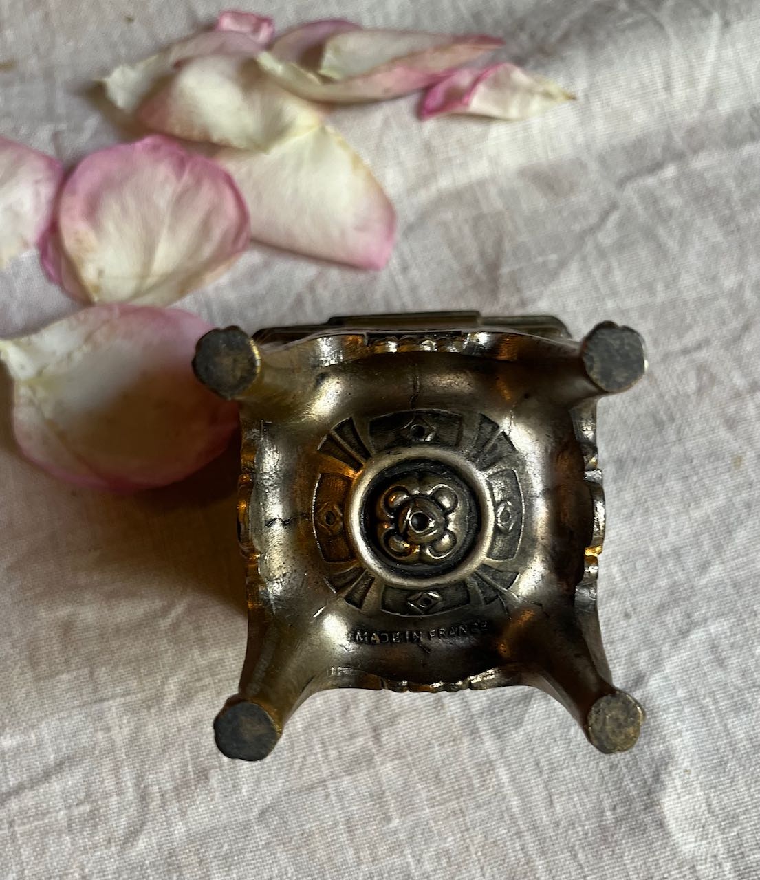 fa587 French antique metal padded jewellery box, 19th century (Copy)