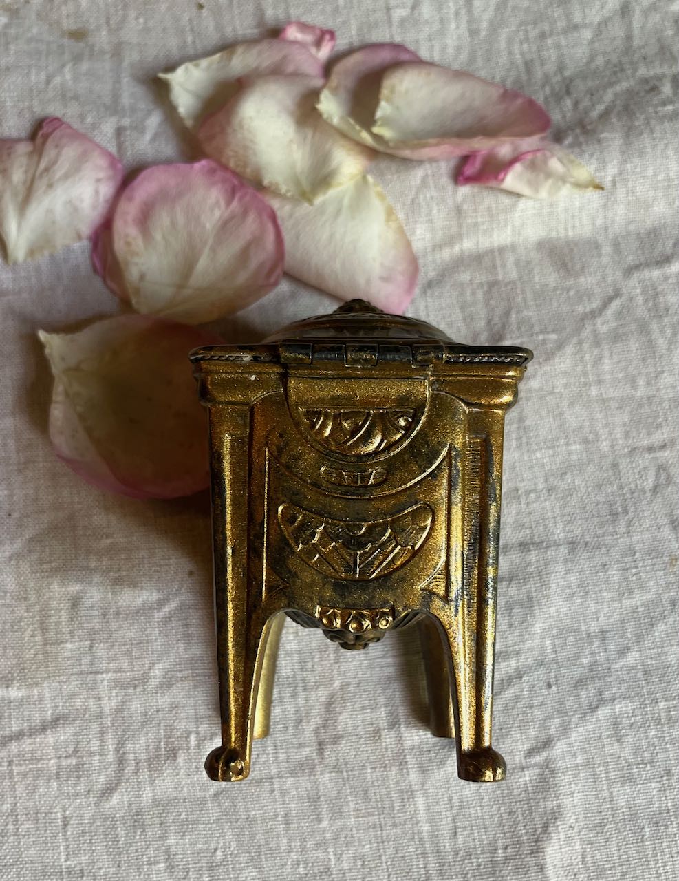 fa587 French antique metal padded jewellery box, 19th century (Copy)