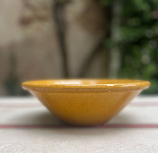 fa590 Lovely yolk coloured vintage salad bowl, medium