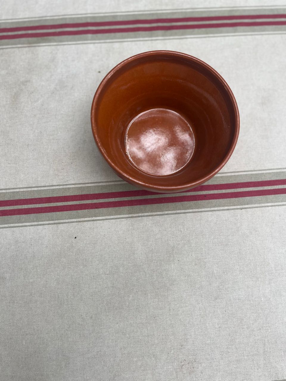 fa594 Small spainish terracotta bowl, 2 person salad