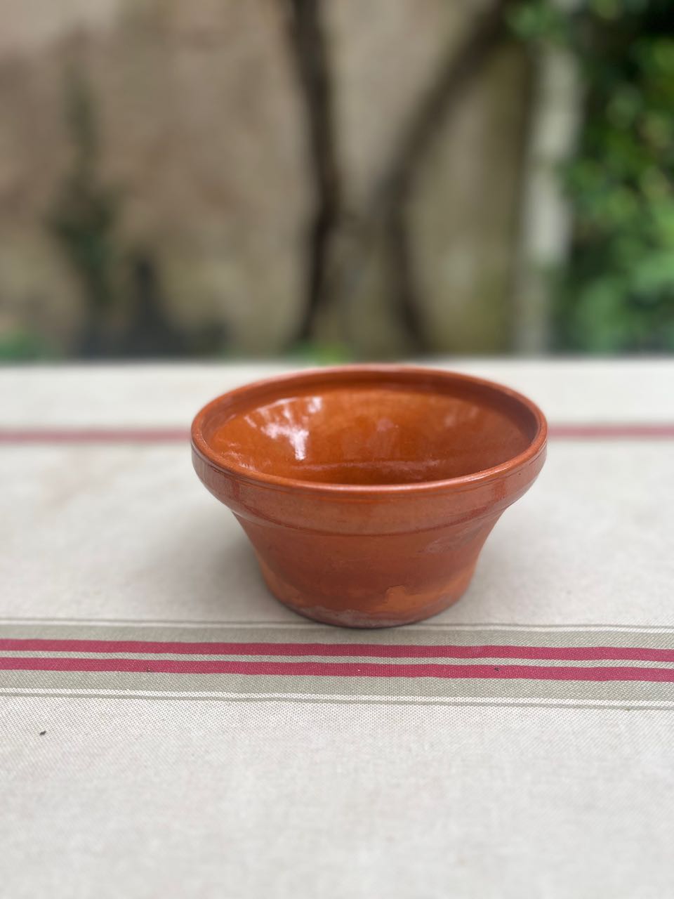 fa594 Small spainish terracotta bowl, 2 person salad