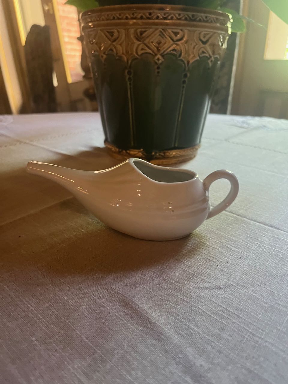 fa605 Small porcelain milk jug