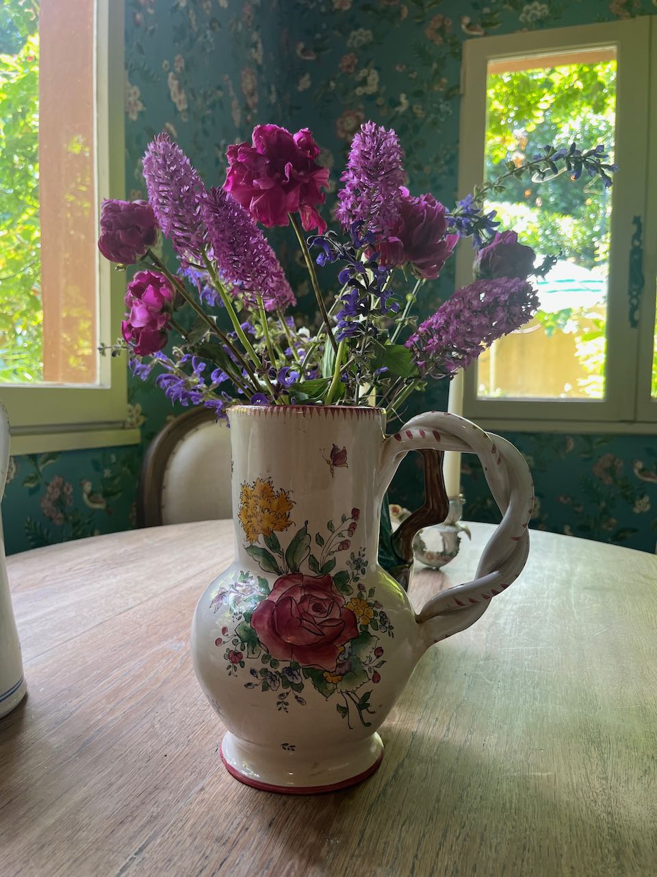 fa695 French Luneville plaited handled jug/vase