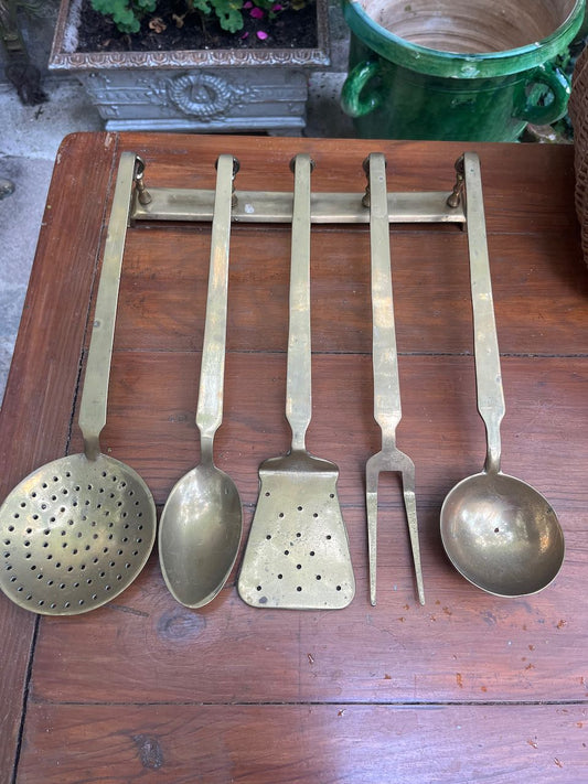 fa639 A set of french vintage brass utensils for the wall