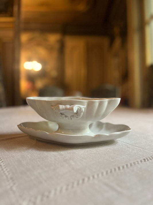 fa632 small white French antique oval porcelaine bowl with drip plate