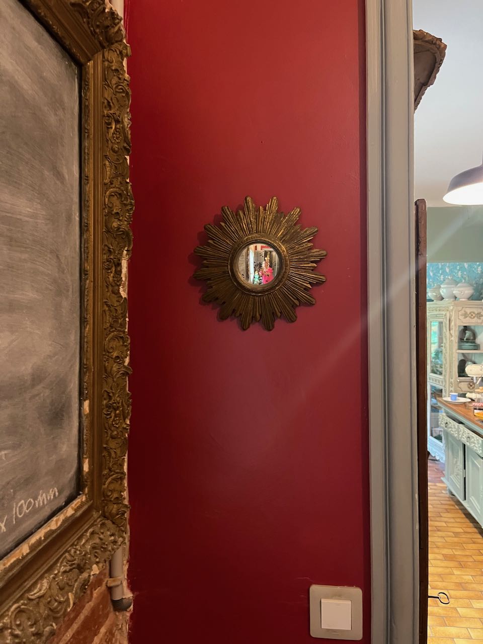 fa638 French vintage sunburst mirror.