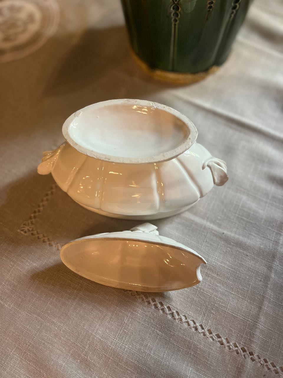 fa633 small white oval lidded serving bowl with rosebud top