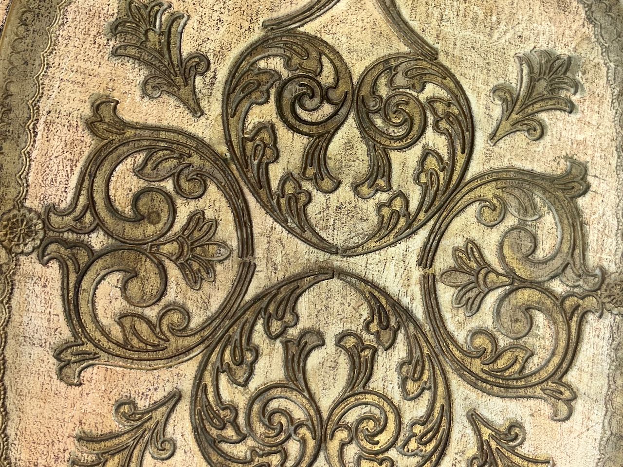 fa647 Italian vintage  gold tray, resin