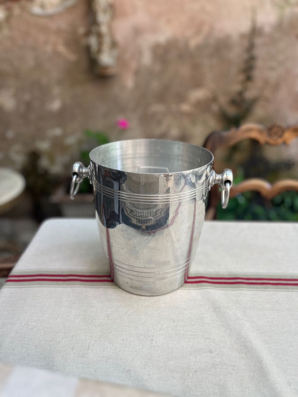 fa648 Moet and chandon Metal vintage french champagne bucket