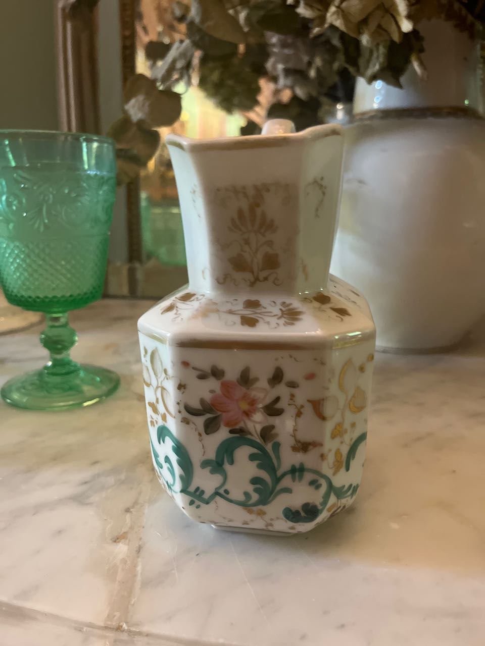 fa653 milk jug med , hand painted with gold pink/blue detail