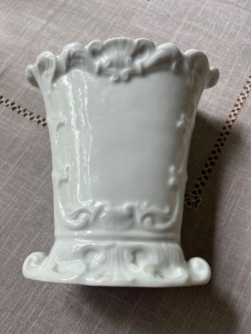 fa663 Pocelaine french wedding vase