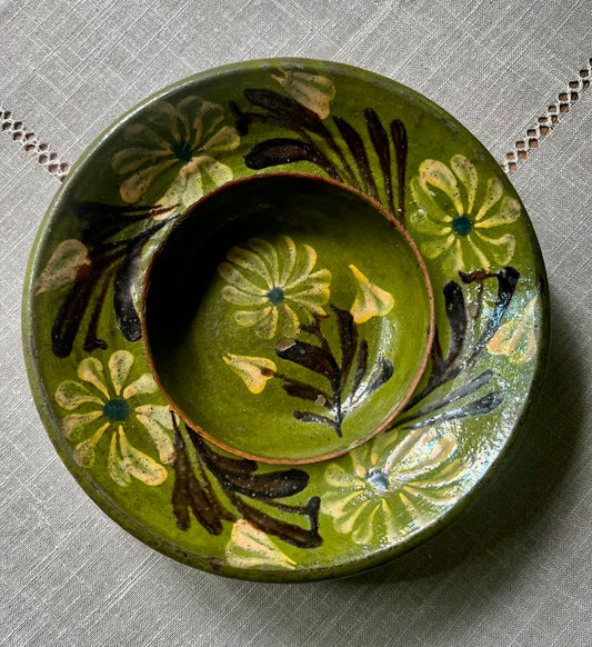 fa736 Stunning Antique hand built plate