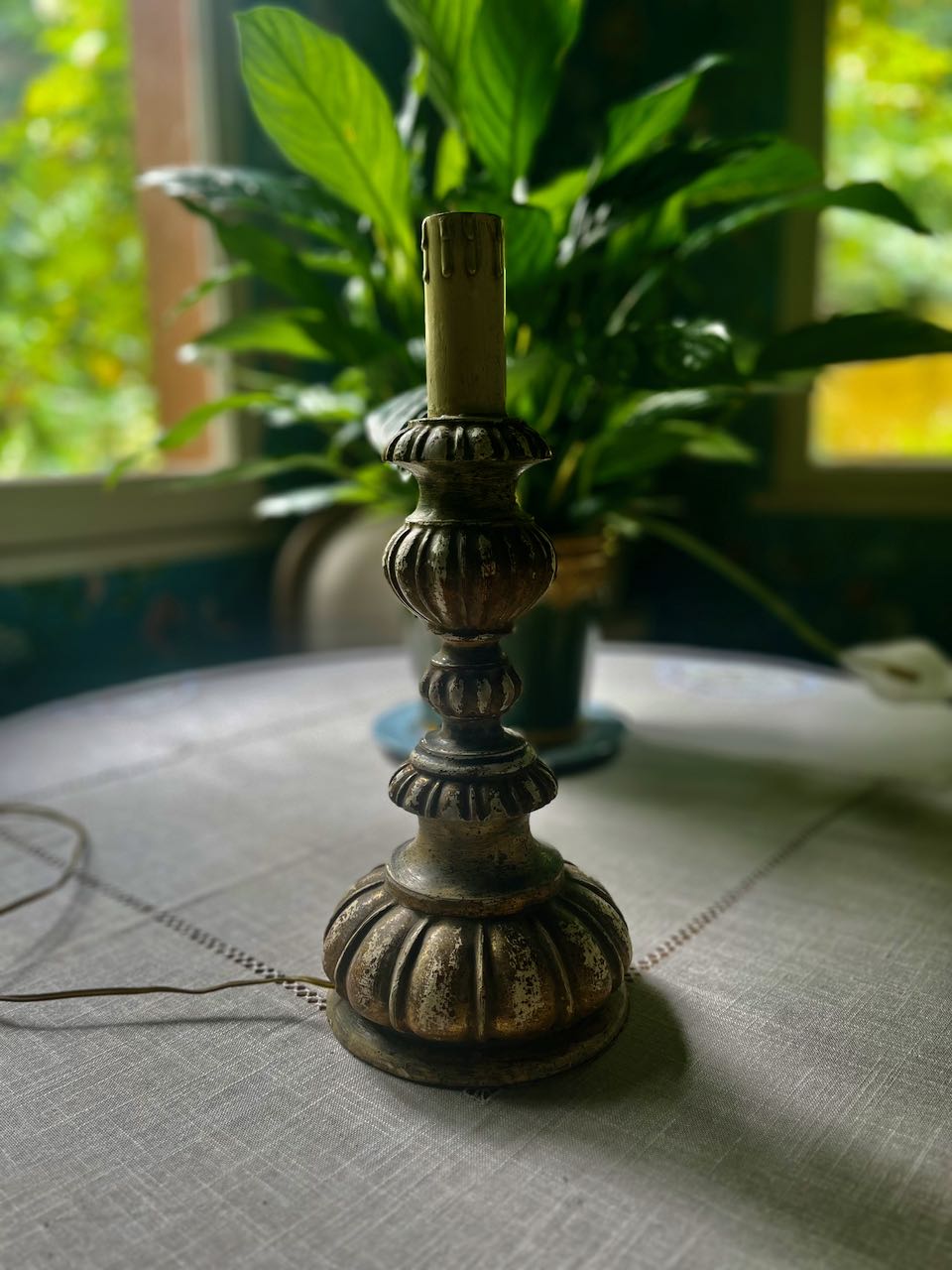 fa745 Wooden Vintage Italian lampbase, wired