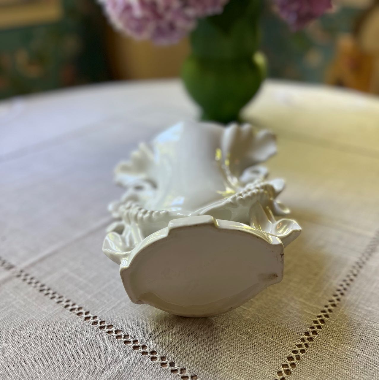 fa770 White porcelain Wedding day vase.