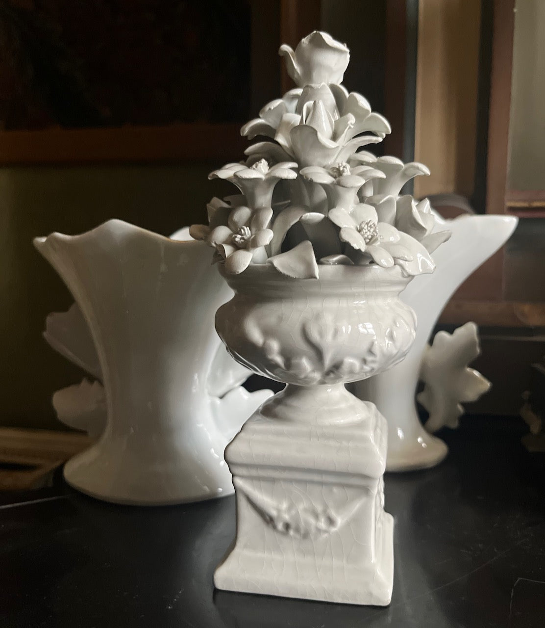 fa804 Porcelain italain antique ornament