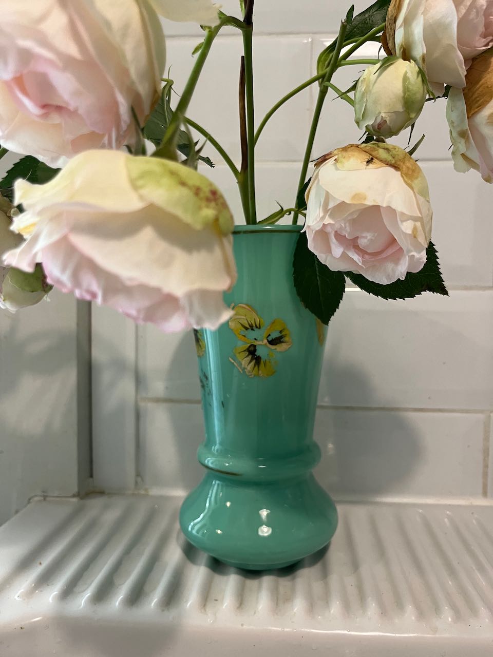 fa4637 pale green milk vase french vase