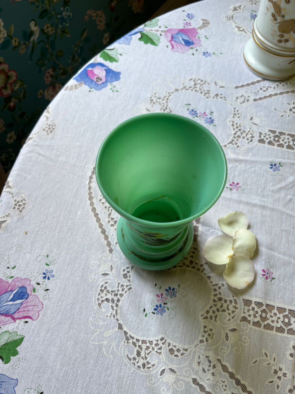 fa4637 pale green milk vase french vase