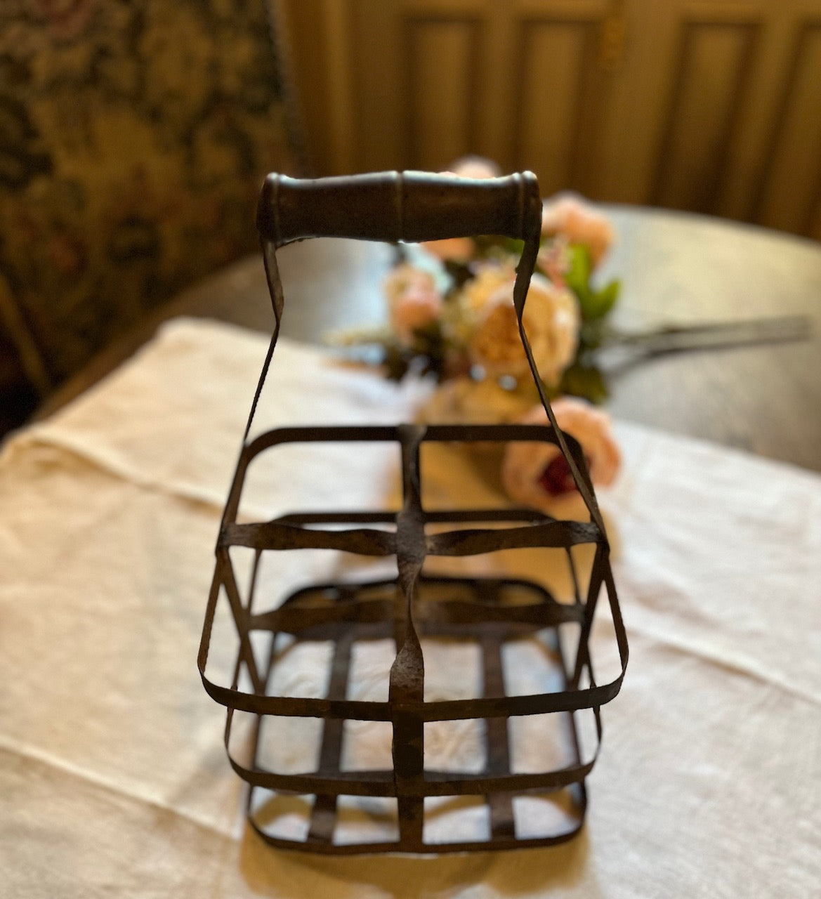 fa812 French Vintage bottle holder with wooden handle