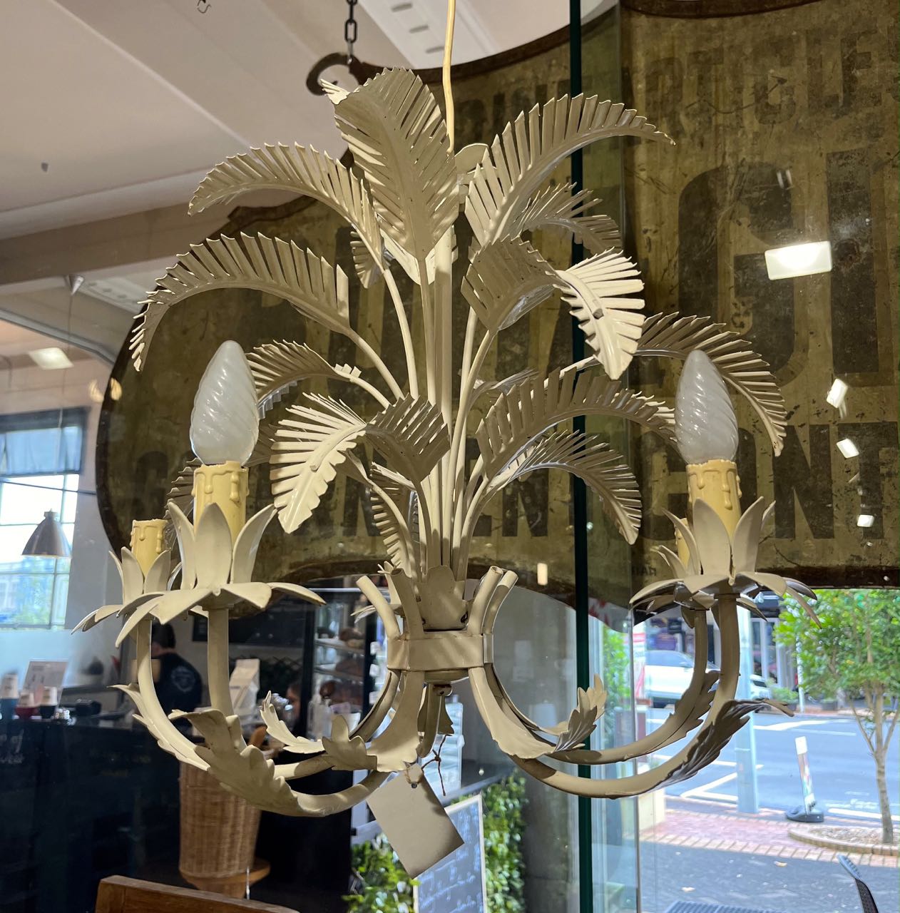 Fa06 Large metal tole vintage (chandelier) from Italy