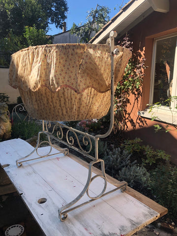 Fa2678 french antique bassinet