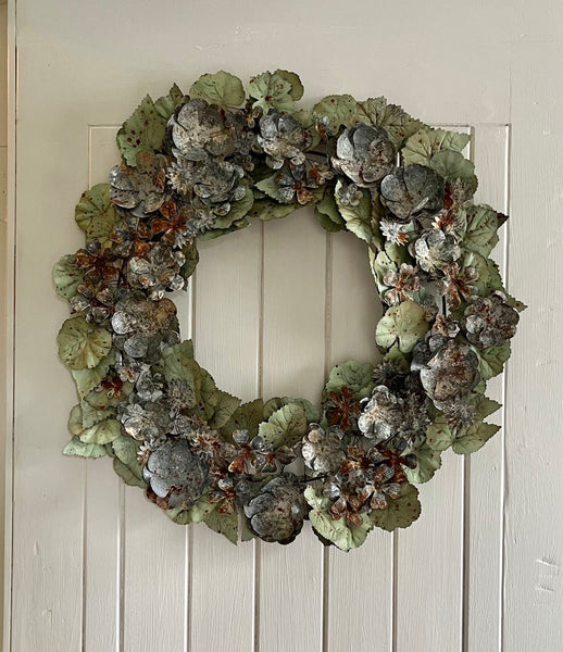 in3816 Metal handmade coloured Wreath